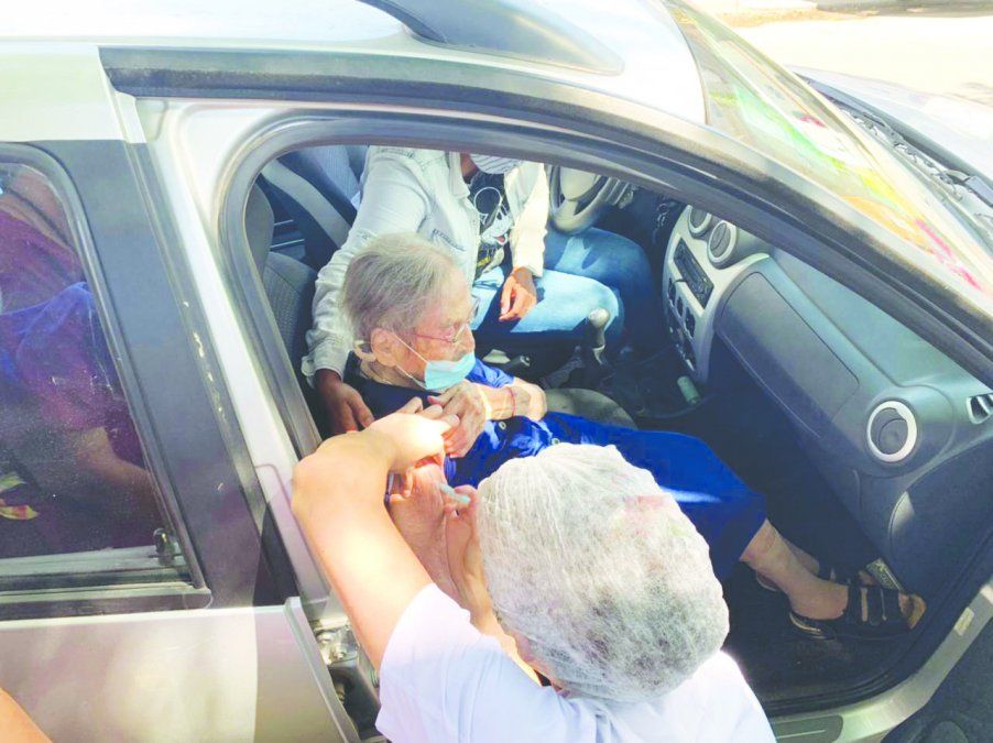 Almirante Brown aumenta los vacunatorios contra el coronavirus.