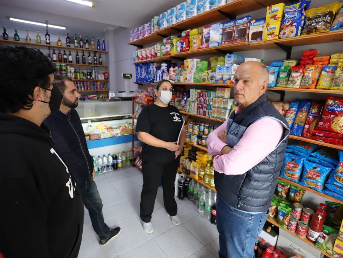 Lanús: Grindetti reduce un 30% las tasas de seguridad e higiene a comercios pequeños y medianos