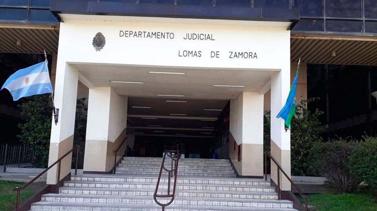 La UFI 16 de Lomas ordenó la detención del acusado en Adrogué.