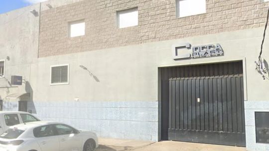 Trabajadores de Cioccaplast denunciaron que este viernes llegaron a la empresa ubicada en Banfield y&nbsp; la encontraron cerrada, sin previa comunicación