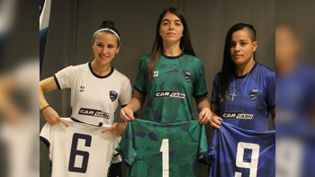La ADCC presentó a su equipo de fútbol femenino para una nueva temporada de competencia en AFA