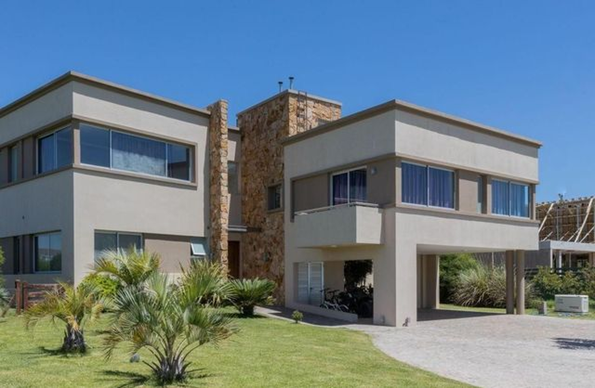 Canning es una de las localidades más dinámicas en el mercado de la compra venta de propiedades. Canning es una de las localidades más dinámicas en el mercado de la compra venta de propiedades.