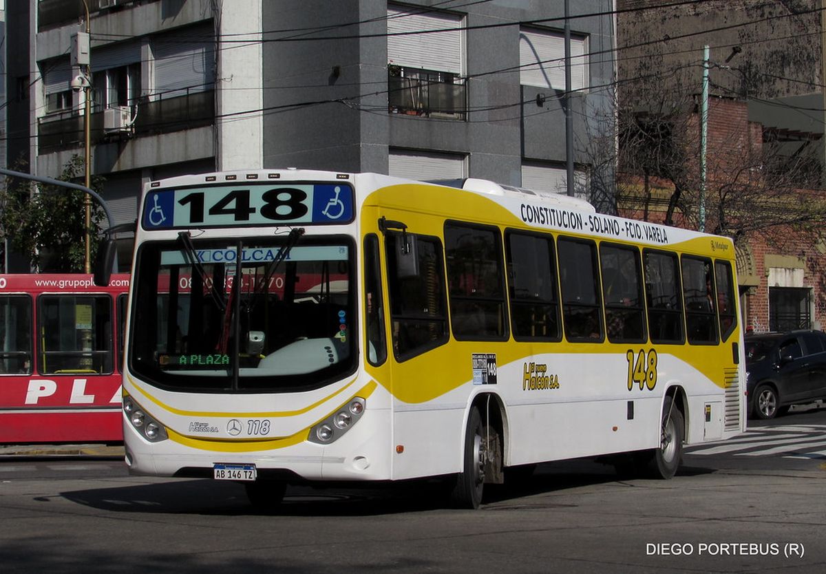 Choferes de la línea 148 denunciaron incumplimientos laborales y realizaron un nuevo paro. Choferes de la línea 148 denunciaron incumplimientos laborales y realizaron un nuevo paro.