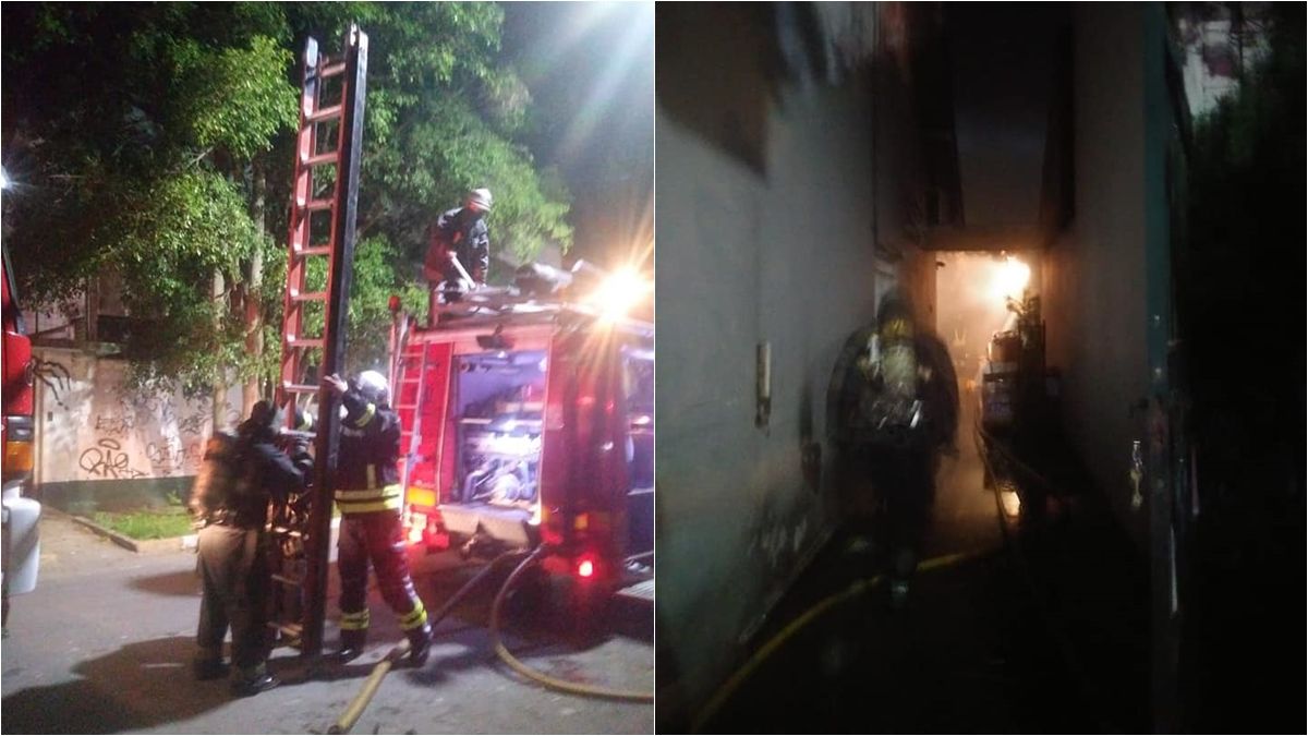 Bomberos de Lomas de Zamora en acción durante la noche.