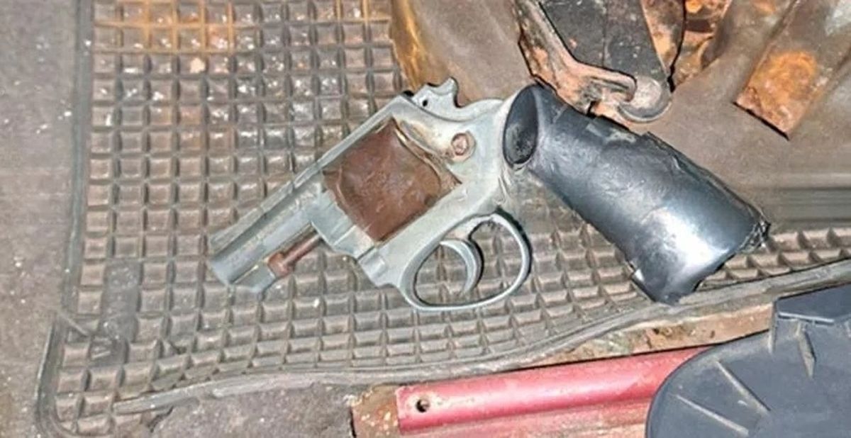 Persecución desde Lanús a Lomas: dos menores y un hombre detenidos por un robo