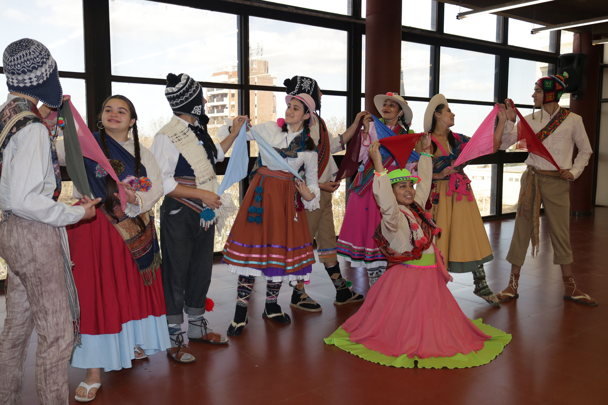 “Siempre en cada clase nos contamos qué hicimos esa semana, y nunca falta el mate de por medio”.      
