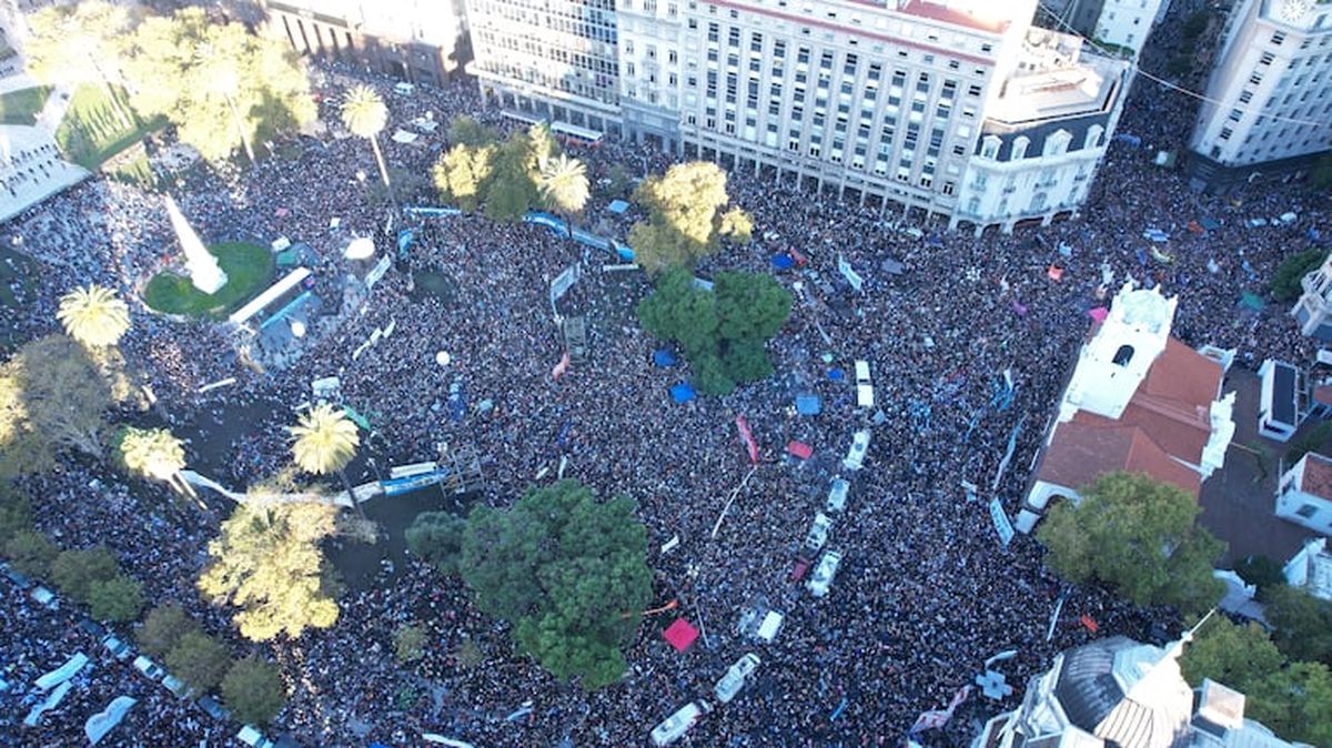 La comunidad universitaria convoc&oacute; a una nueva marcha federal para el 12 de mayo frente a la Casa Rosada en reclamo por el financiamiento.