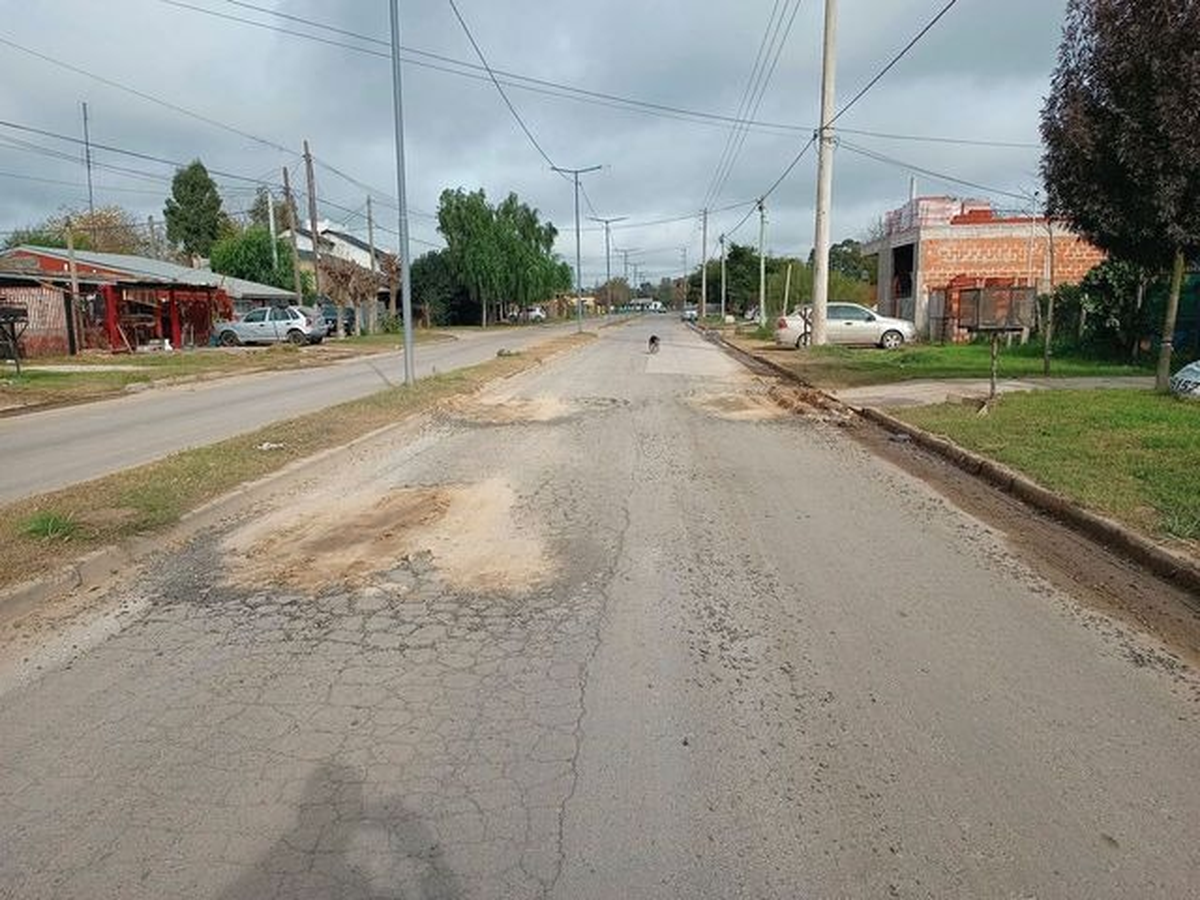 El pavimento mejor&oacute; la conexi&oacute;n con los barrios en desarrollo de Domselaar, San Vicente, pero ahora genera preocupaci&oacute;n. &nbsp;