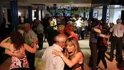 clases gratuitas de baile en almirante brown: dias, lugares y horarios