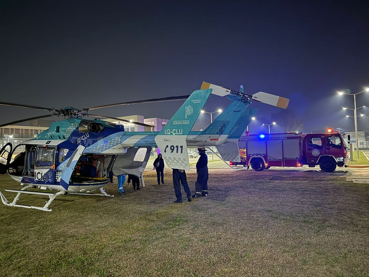 El helic&oacute;ptero aterriz&oacute; este martes en el Hospital del Bicentenario de Monte Grande.
