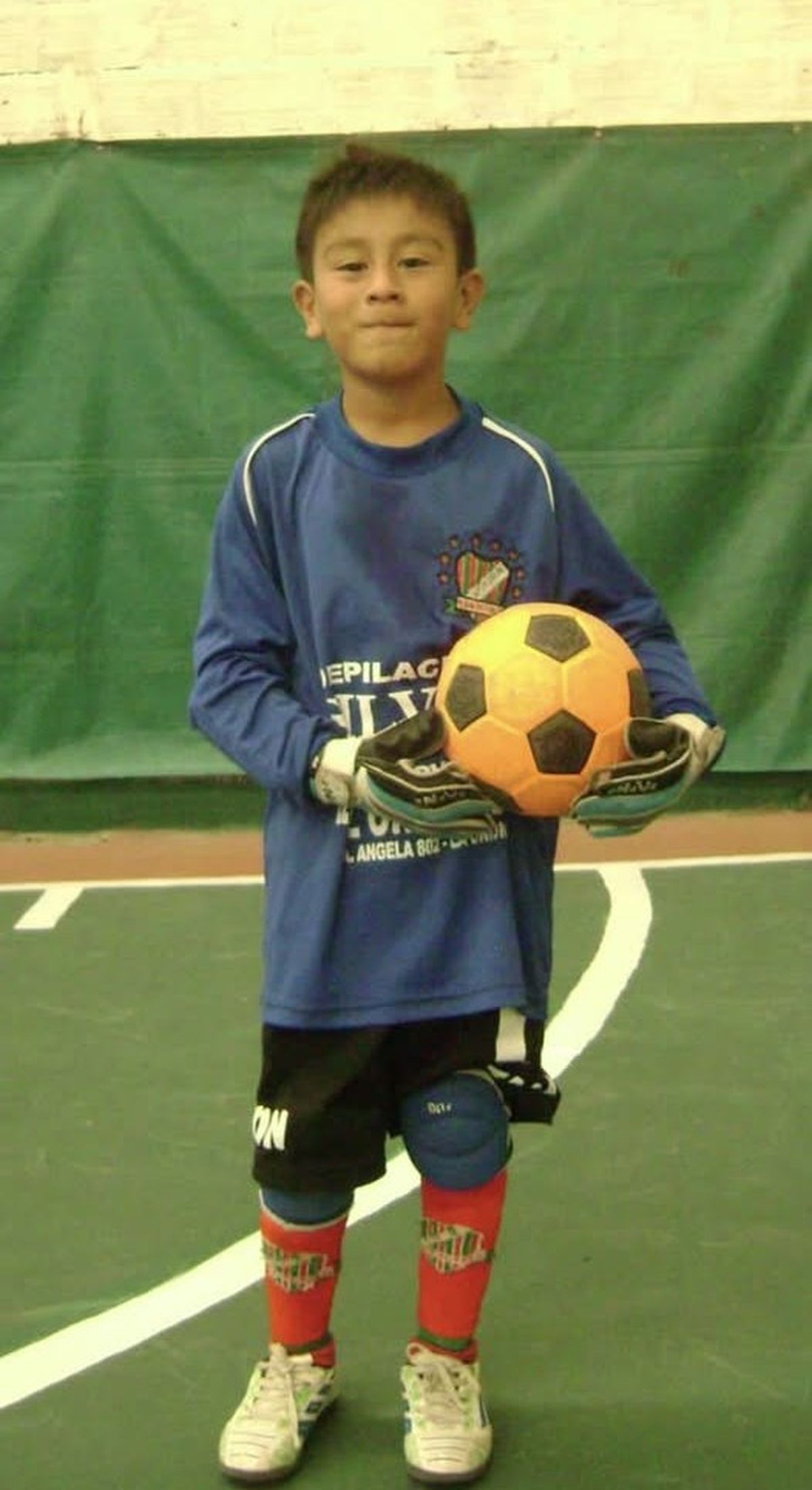 Fabricio Casafús, el joven de Ezeiza, cuando comenzó a jugar al fútbol. 