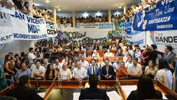 asumieron los nuevos concejales de san vicente y nacho contreras estuvo ausente