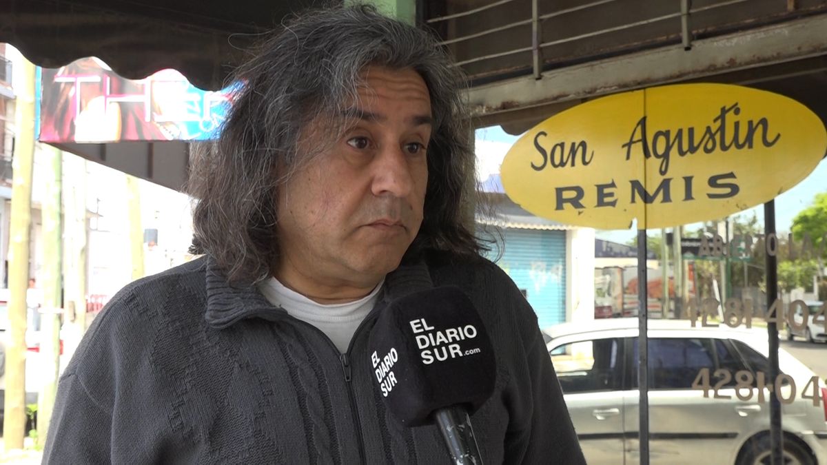 Fabián es chofer en Luis Guillón y aseveró que la situación de los trabajadores es muy mala.