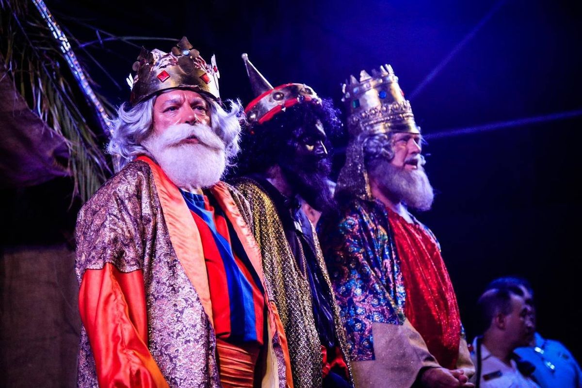 El tradicional desfile de los Reyes Magos vuelve a las calles de Lomas de Zamora