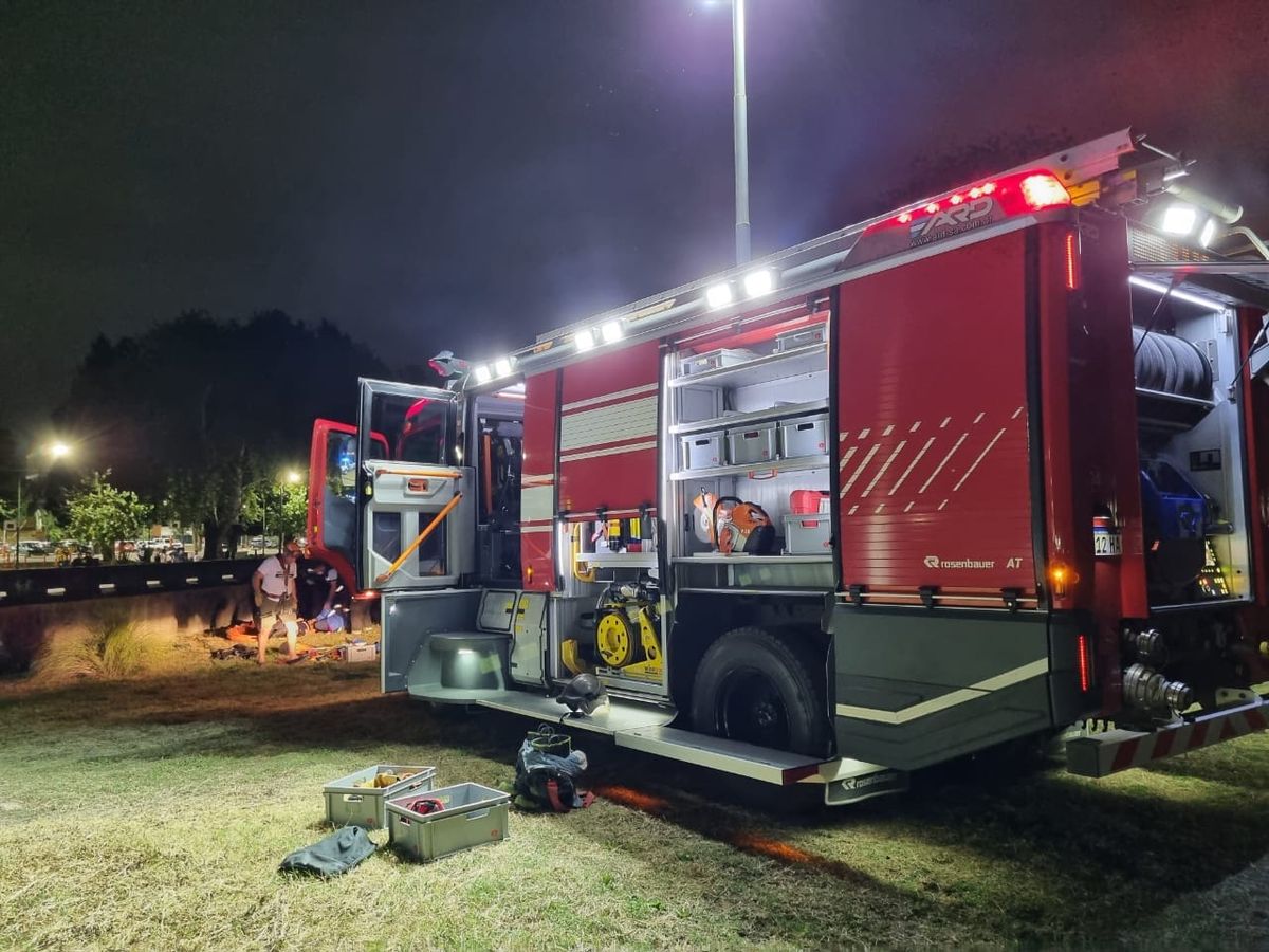 Complejo operativo de los bomberos lomenses en el Arroyo del Rey.