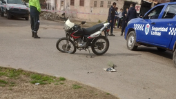 lomas: murio un motociclista tras un choque y otro resulto herido