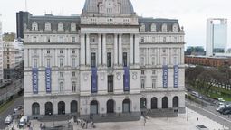 palacio libertad: quien era el empleado oriundo de lomas que se tiro tras ser descubierto grabando menores