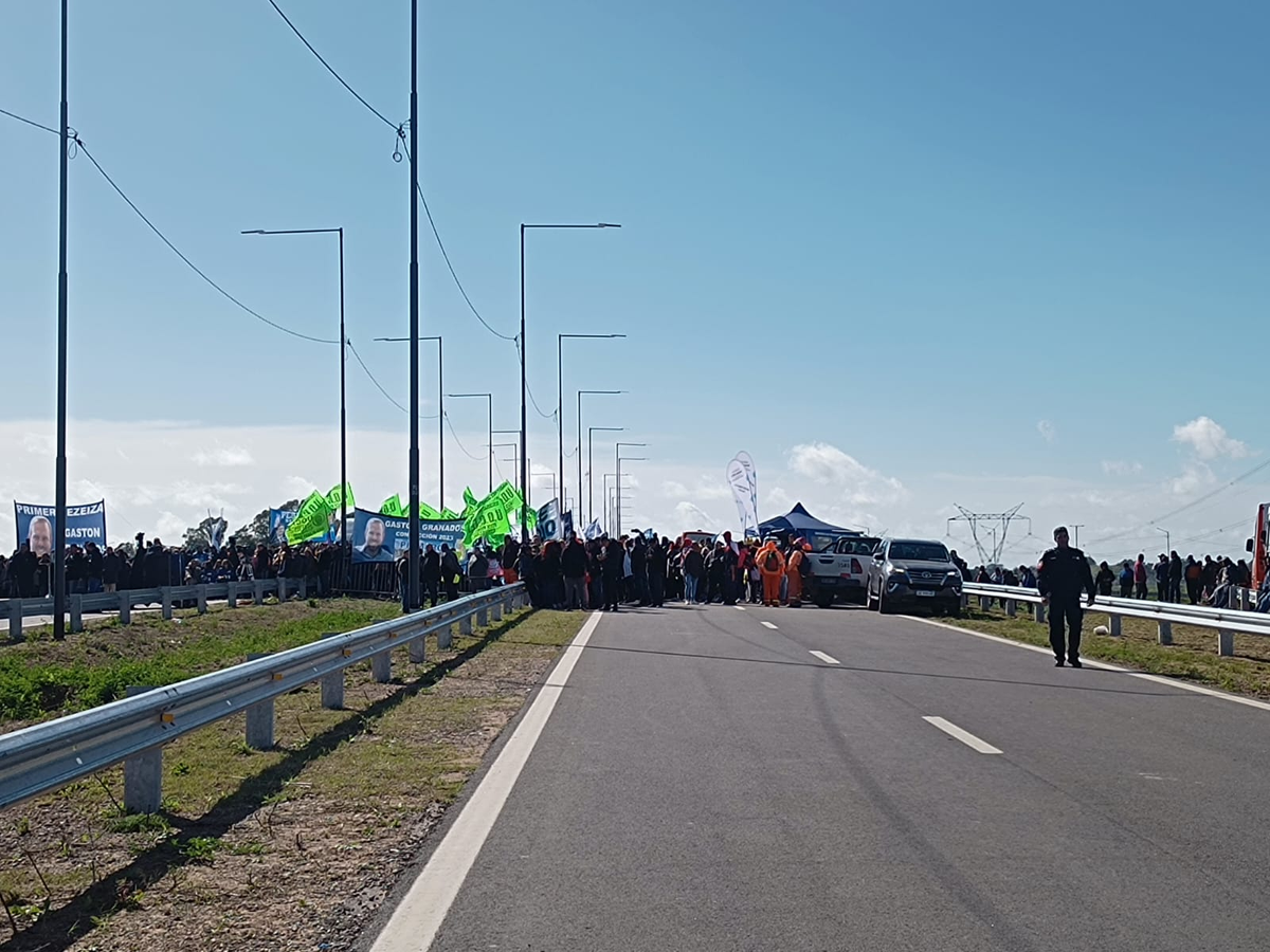 Autopista Presidente Perón: Kicillof inaugura un tramo de 22 kilómetros entre Ezeiza y Guernica