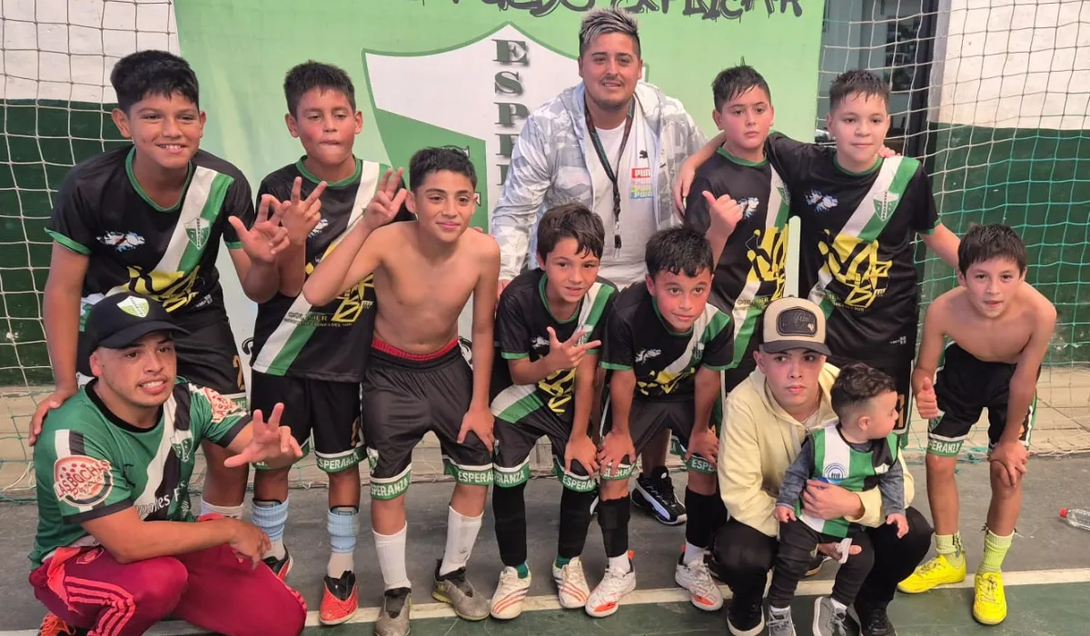 Categor&iacute;a 2013 de Esperanza, que juega en la liga ADIAB.