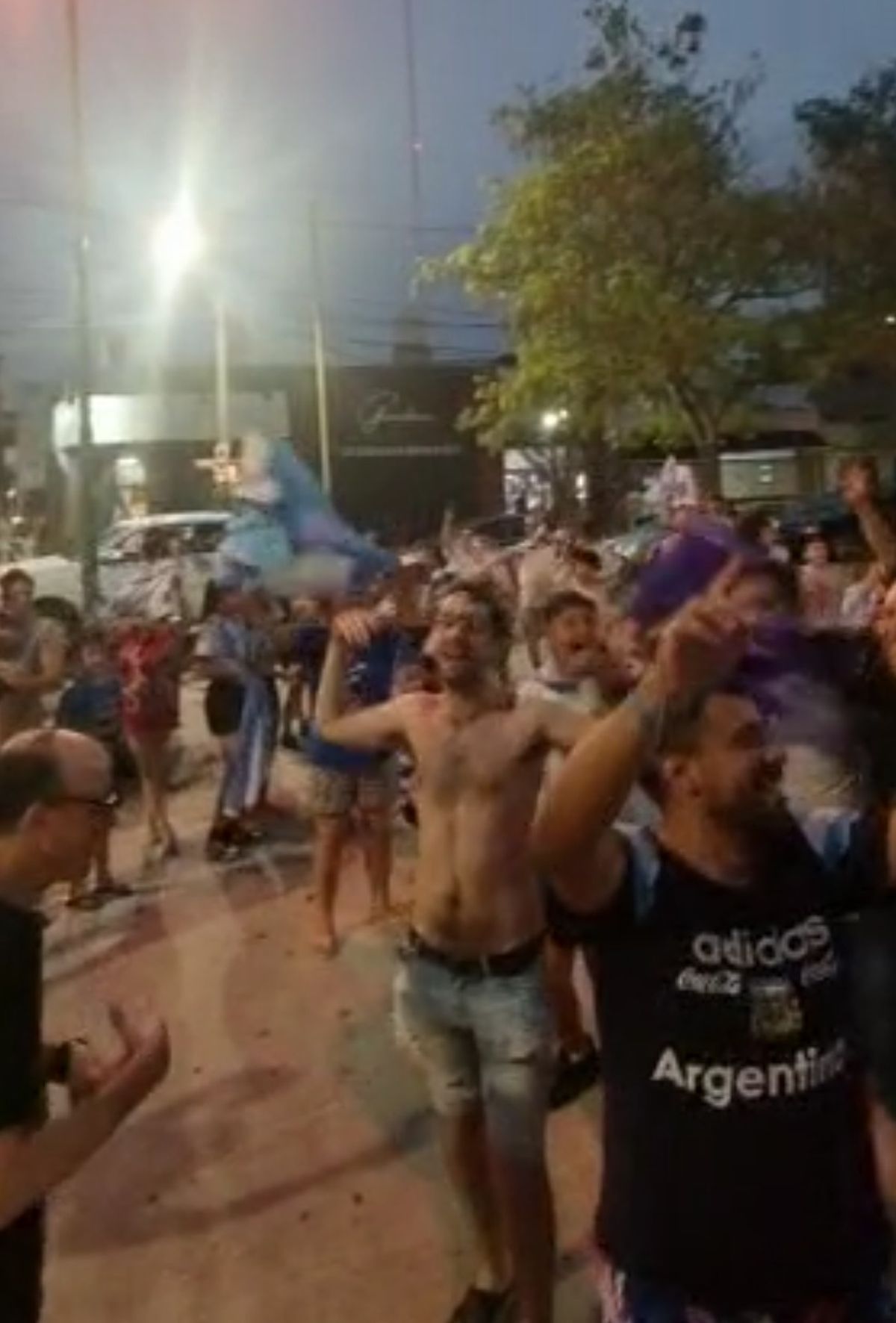 Celebraciones en la Plaza Libertad de Lomas.