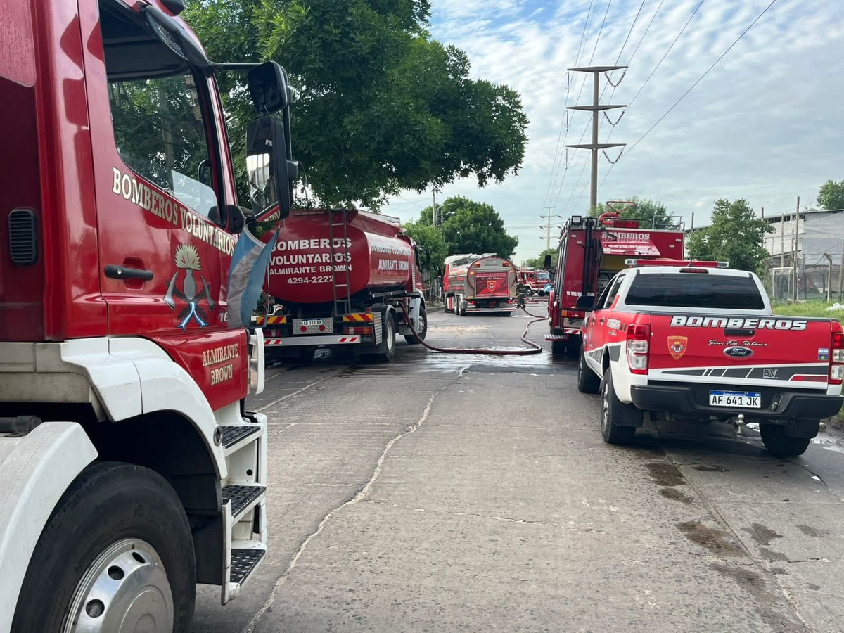 Bomberos asistieron r&aacute;pidamente.