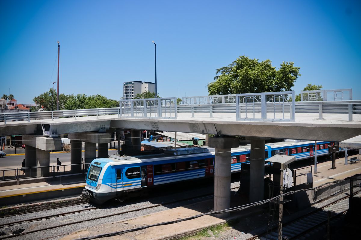 Trenes Argentinos alertó por una amenaza de bomba en la estación Ezeiza del Tren Roca. 
