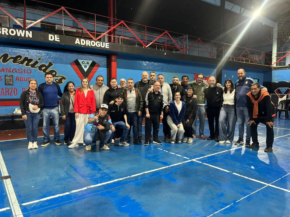 Previo a los incidentes en Brown de Adrogué. Previo a los incidentes en Brown de Adrogué.