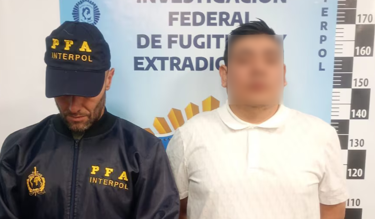 "Se&ntilde;or J" asegur&oacute; haber trabajado en La Salada durante su estad&iacute;a en Argentina.&nbsp;