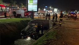 canning: demoras en el transito porque un auto cayo a la zanja frente a toscas shopping