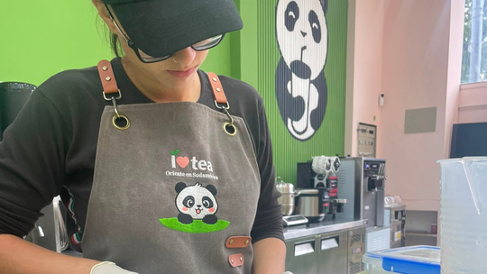 El empresario chino eligió Monte Grande para abrir el primer local de la marca en Argentina, tras su experiencia con sucursales en China y Estados Unidos.
