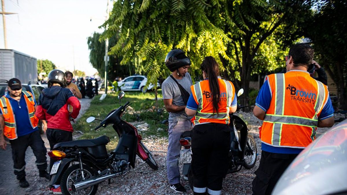 Brown, Lomas y Quilmes realizaron un mega operativo de seguridad en ...