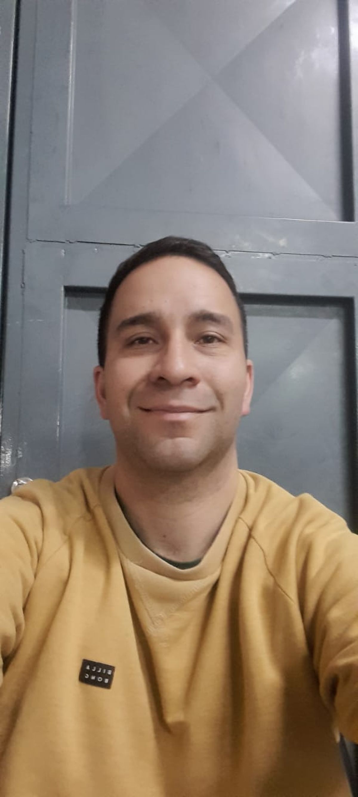 Guido Cáceres, fundador de “Cannabida” en Ezeiza.