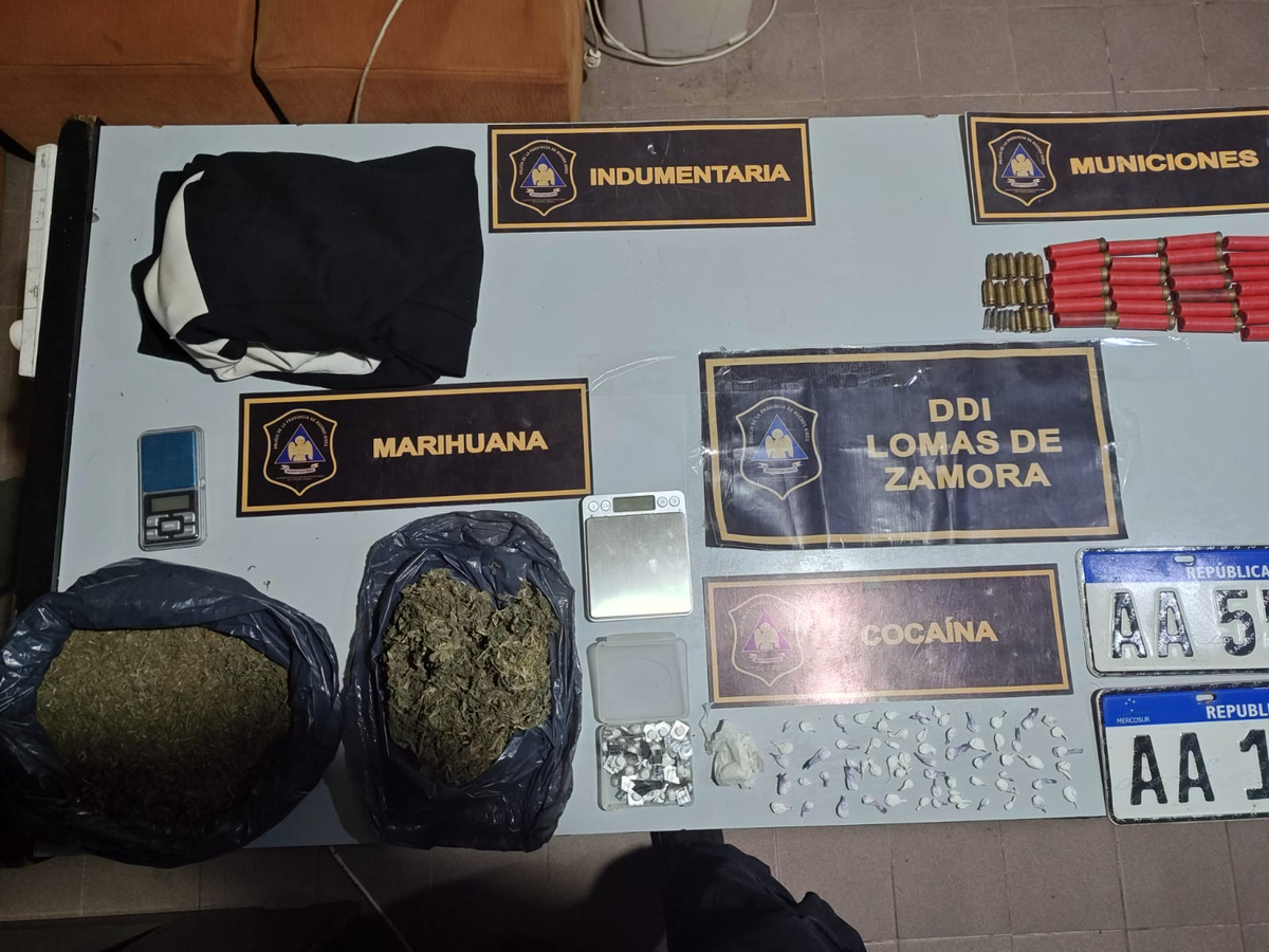 El allanamiento en el barrio Parque Barón de Lomas de Zamora. 