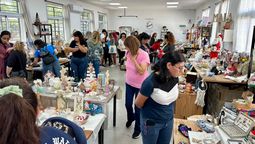emprendedores de almirante brown ofrecen productos para navidad