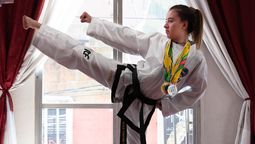 nicole sanchez: la campeona argentina de taekwondo es de monte grande y clasifico al mundial de eslovenia