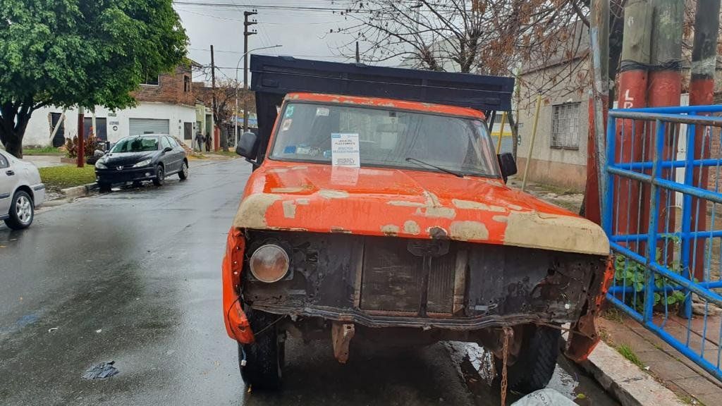 Desbarataron una banda que robaba autos en Lan&uacute;s