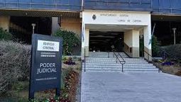 temperley: condenaron a 14 anos de prision al hombre que apunalo e incendio la casa de una jubilada