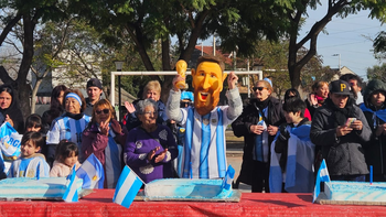 El Jagüel: celebraron el cumpleaños de Messi con torta y chocolate caliente