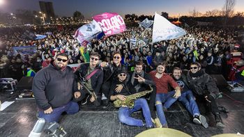 Almirante Brown: más de 3 mil personas participaron del homenaje al Indio Solari en Don Orione