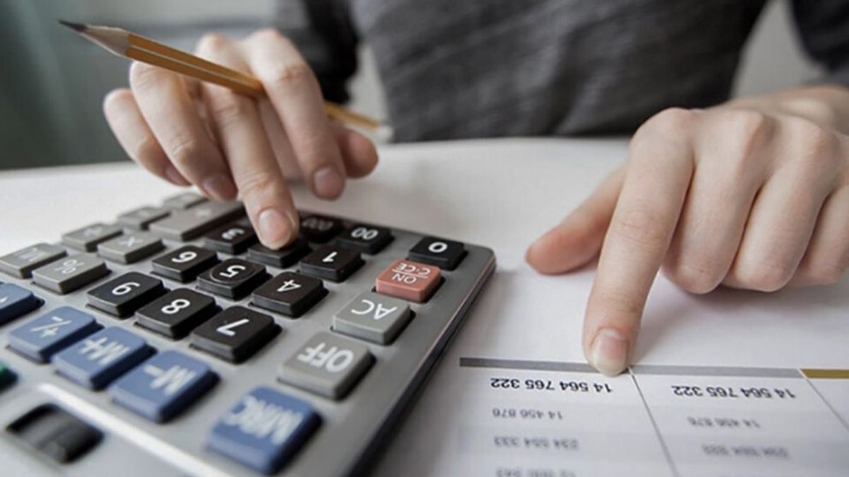 Desde el 16 de marzo, el boleto de colectivo en el tramo de 12 a 27 kilómetros en el AMBA costará $899,99 con SUBE registrada. Desde el 16 de marzo, el boleto de colectivo en el tramo de 12 a 27 kilómetros en el AMBA costará $899,99 con SUBE registrada.