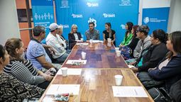 almirante brown: entregaron ayudas economicas a familias en situacion de vulnerabilidad