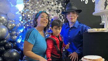 La artista callejera de Banfield cumplió el sueño de festejarle el cumpleaños a su hijo