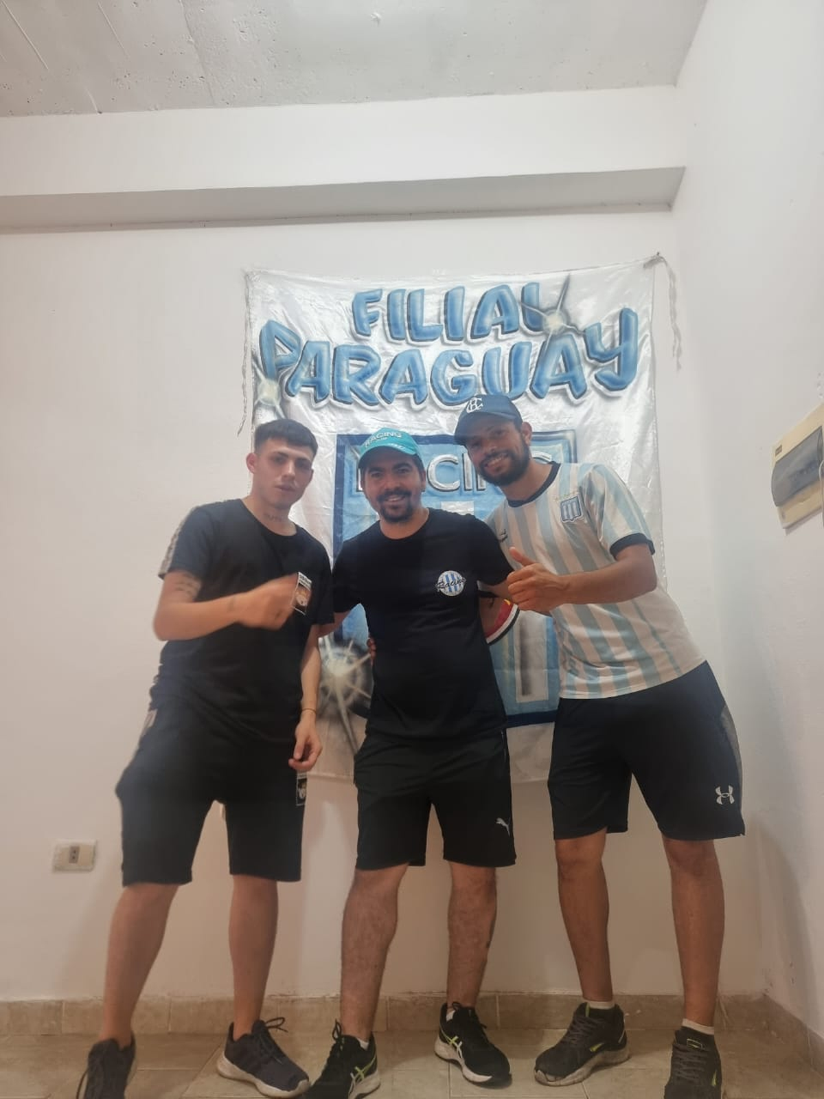La gente de la filial de Racing en tierra guaraní le hizo “el aguante” con un alojamiento. 