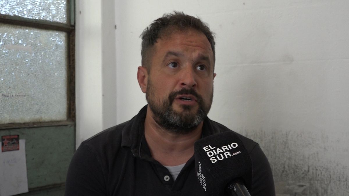 Leandro de remisería Charly señaló que la inflación en los precios de las autopartes afectan a su negocio.