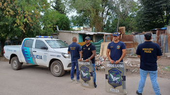 Monte Grande Sur: dos detenidos por venta de drogas