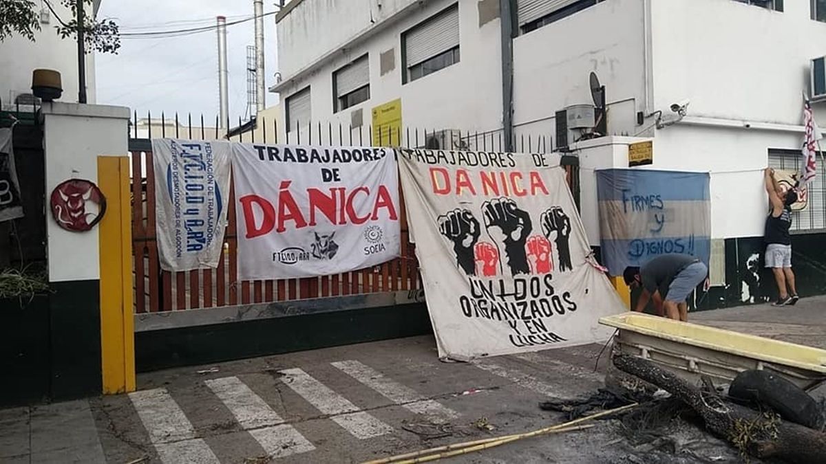 Trabajadores de la fábrica Dánica de Llavallol estuvieron varios meses en conflicto con la empresa.