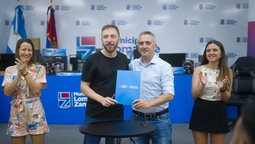 otermin y larroque encabezaron una jornada con jovenes de lomas de zamora