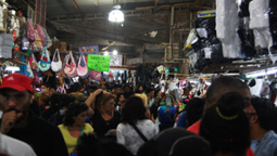 Denunciaron una estafa millonaria a 41 feriantes de La Salada: les pidieron plata para volver a trabajar