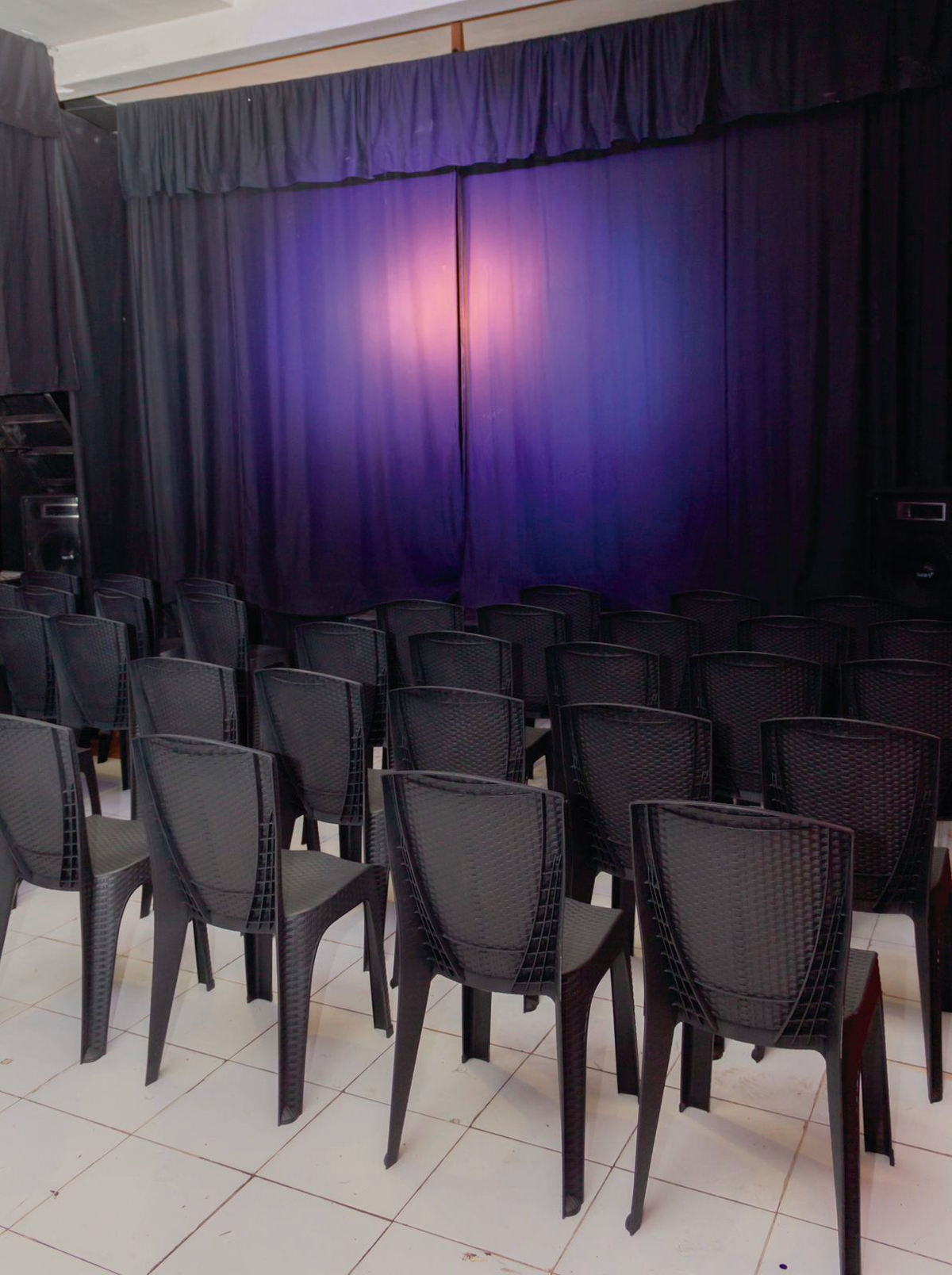 Uno de los espacios del teatro de Lomas.