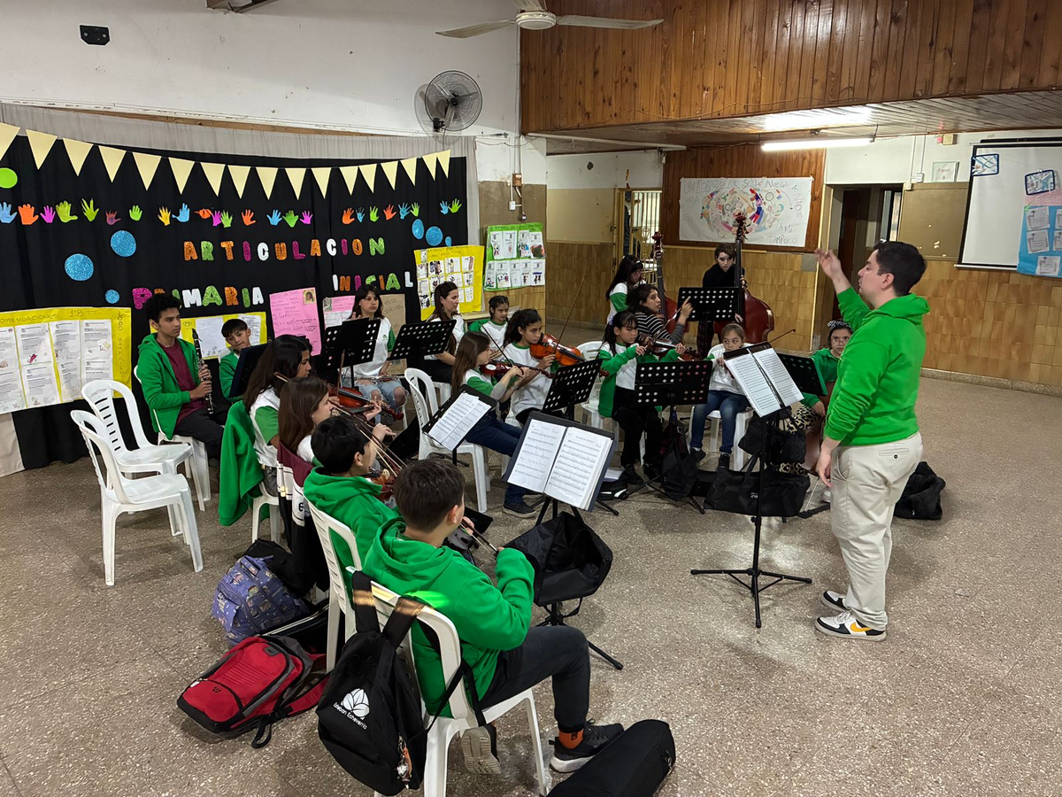 Actualmente, el Orquestón cuenta con más de 100 integrantes de entre 6 y 18 años. Actualmente, el Orquestón cuenta con más de 100 integrantes de entre 6 y 18 años.